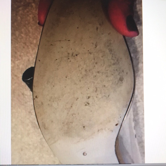 Heels - Picture 6 of 8